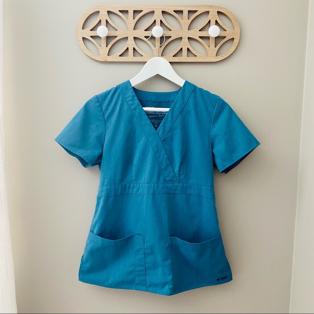 Grey's Anatomy Scrub Top Blue/Green Sz XS